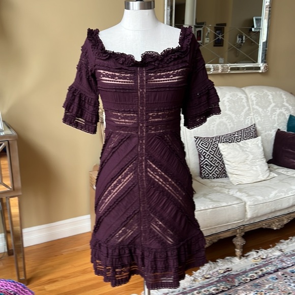 Cinq a Sept Naya Off-The-Shoulder Bell-Sleeve Mini Dress Vino Cocktail NWT - Picture 2 of 4